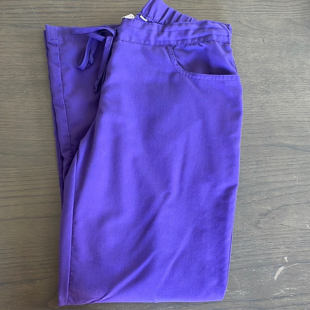 Grey's Anatomy™ by Barco Women's 5-Pocket Scrub Pants - Petite Small, Purple
